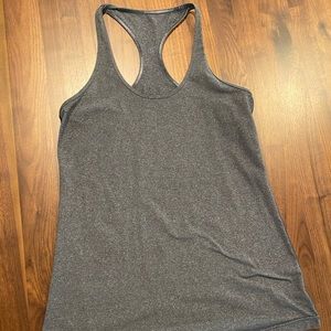 Lululemon Long tank top, size 8 grey